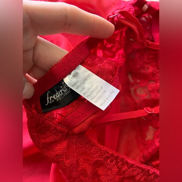Fredericks lingerie - Picture 3 of 3